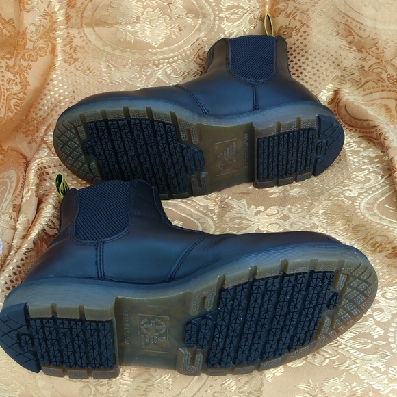 Dr. Martens 2976 Fellside Steel Toe SD Chelsea Boots - Picture 15 of 16